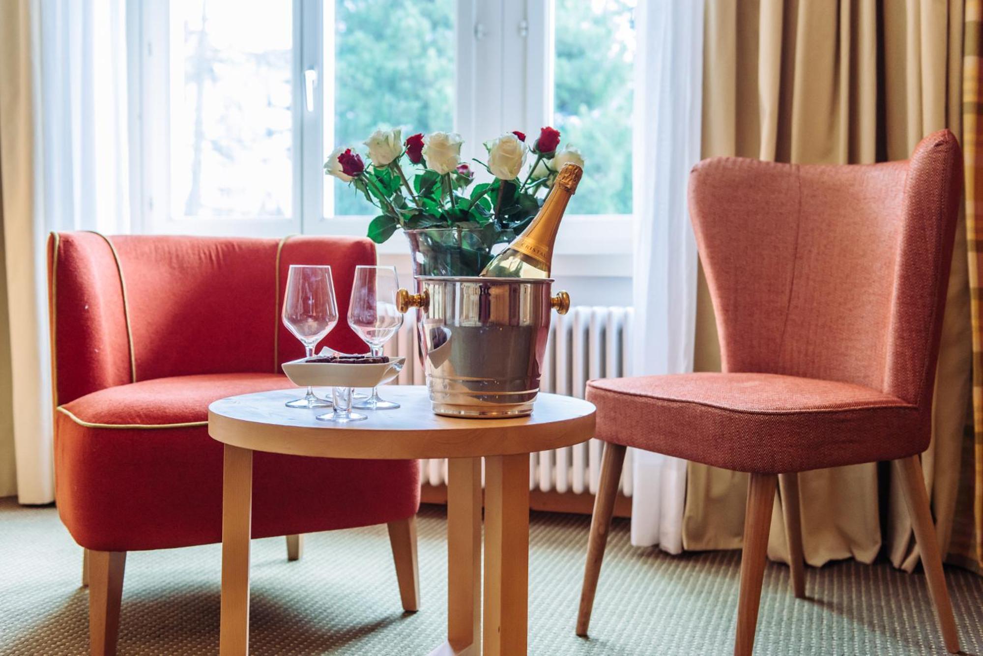 Schloss Hotel & Spa Pontresina Bagian luar foto