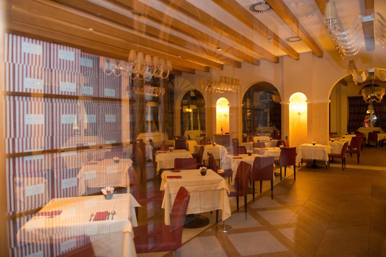 Schloss Hotel & Spa Pontresina Bagian luar foto